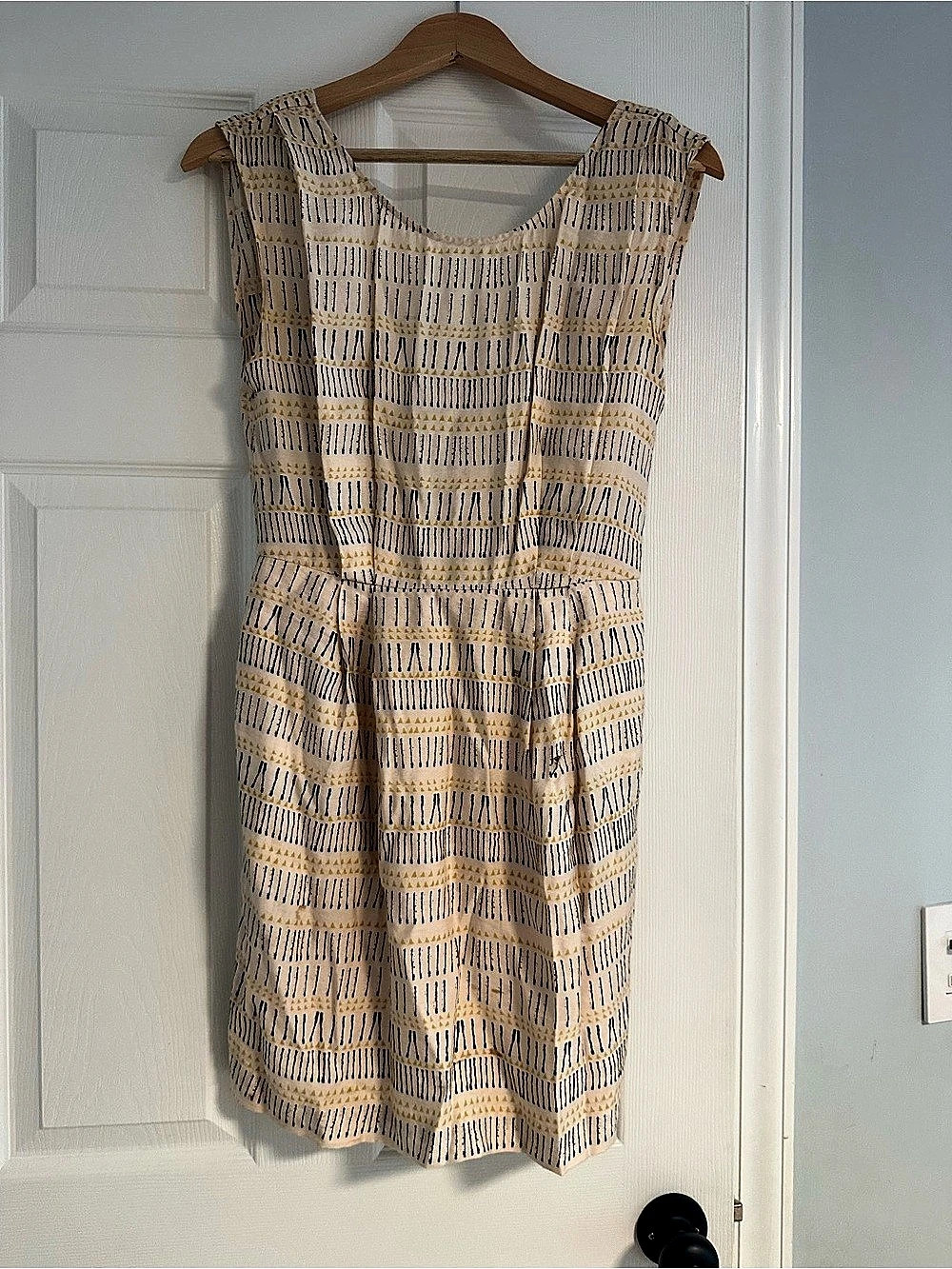 BCBG Geometric Mini Dress in Cream & Yellow Size 2